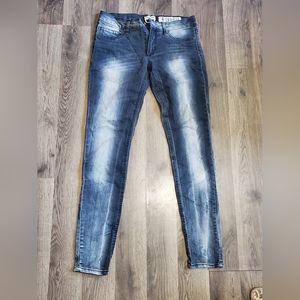 Juniors Size 9 indigo rein jeans